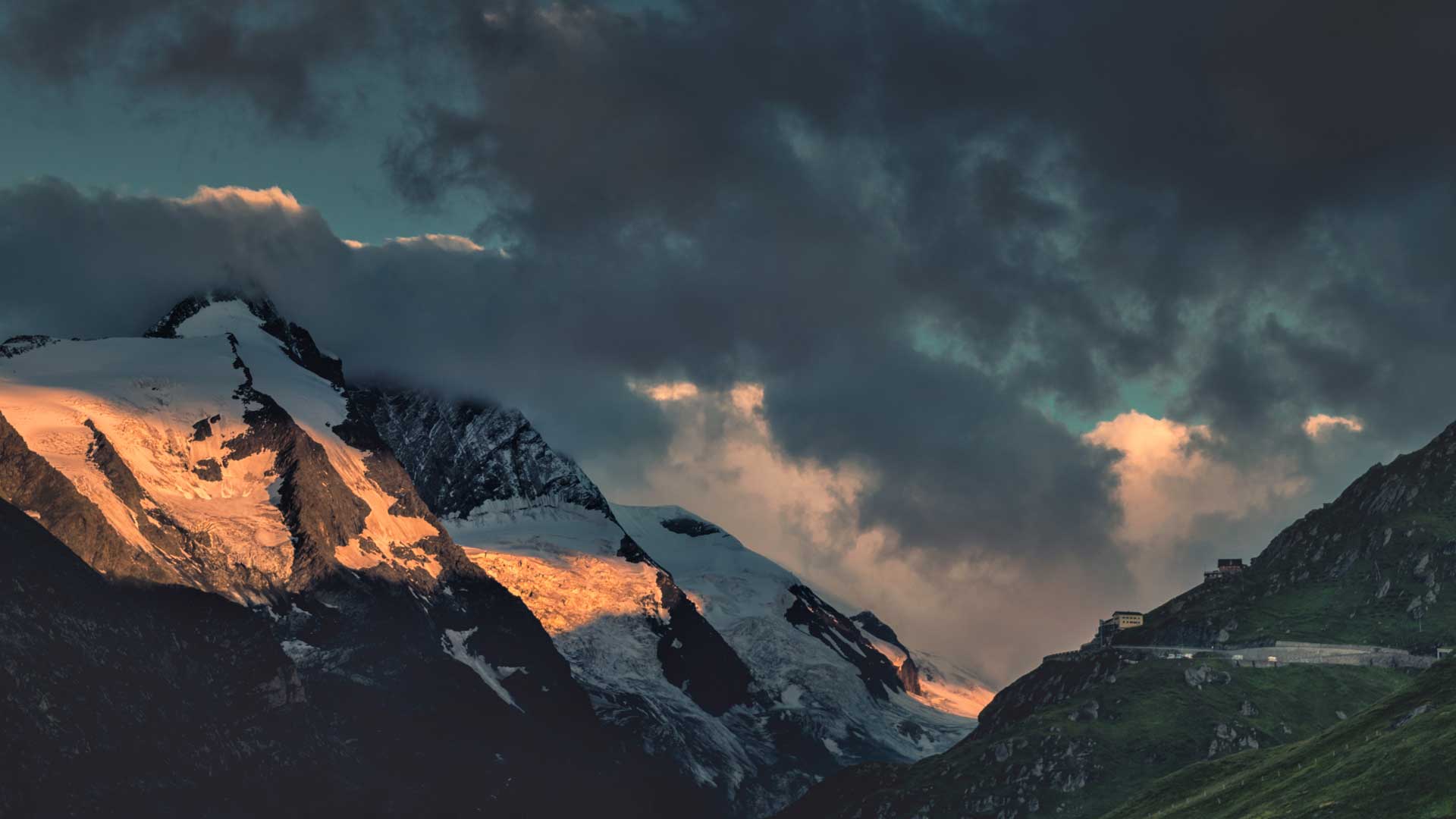 Sun setting on Austrian mountiain Grossglockner
