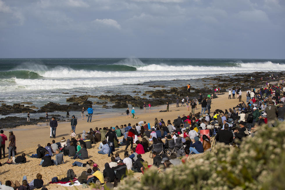 Types of Waves for Surfing South African point break Jeffreys Bay