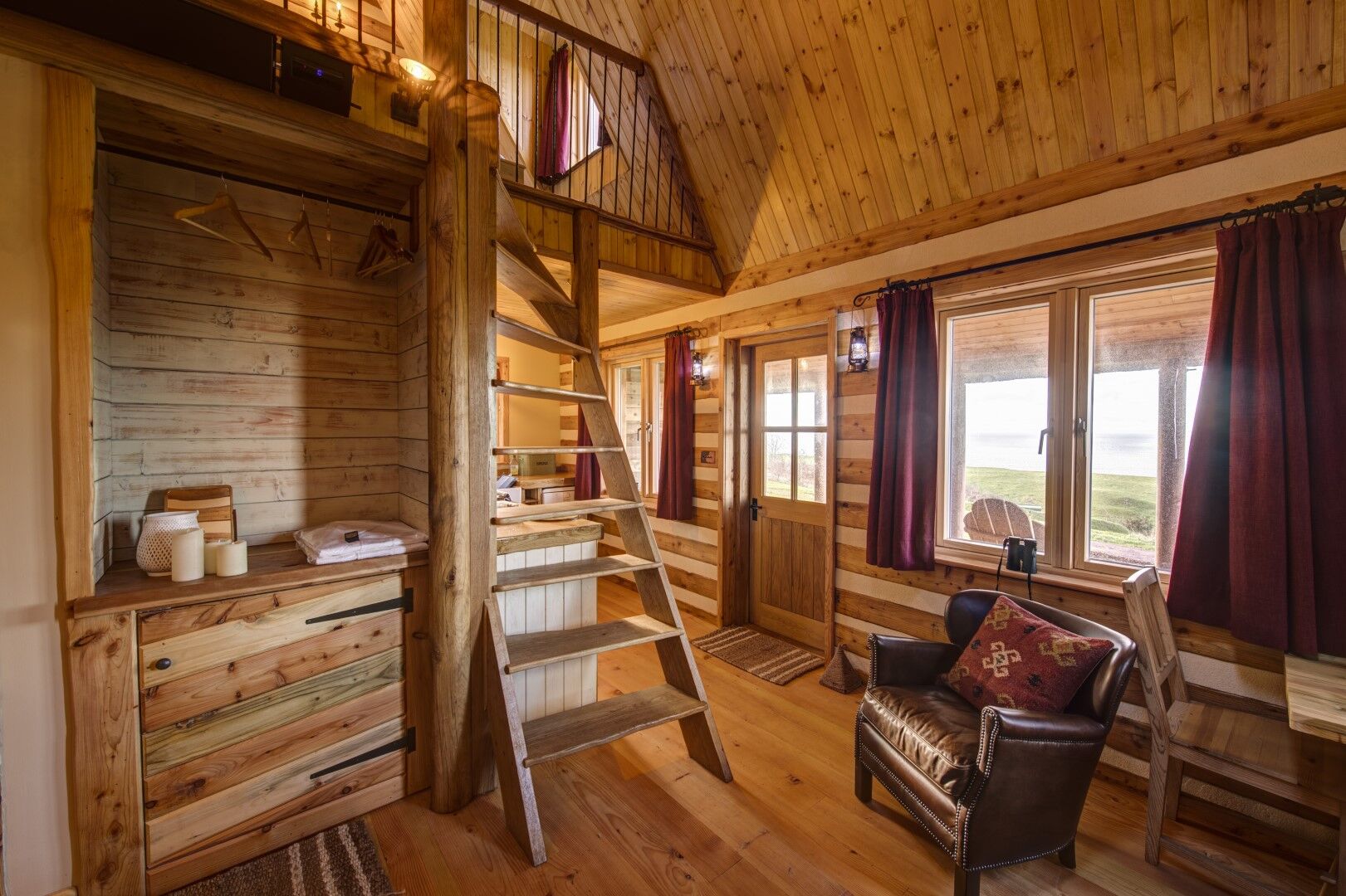 baron-cabin-ayrshire-interior