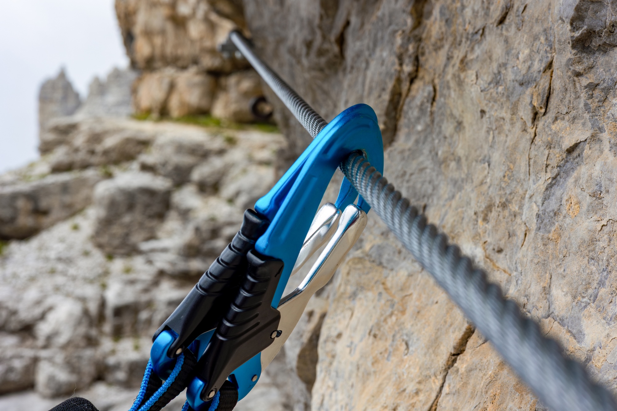 via-ferrata-carabiners