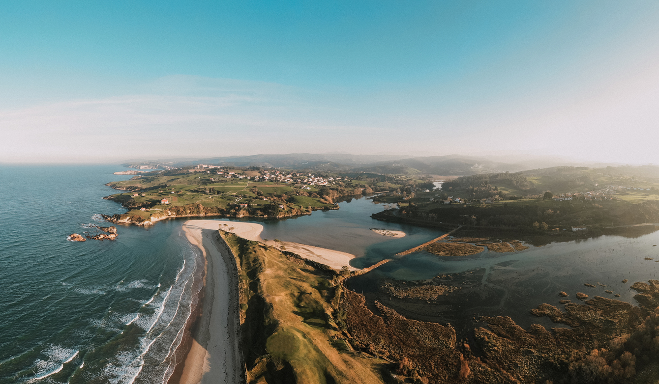 Coastal-landscape-in-Oyambre-Cantabria-Spain
