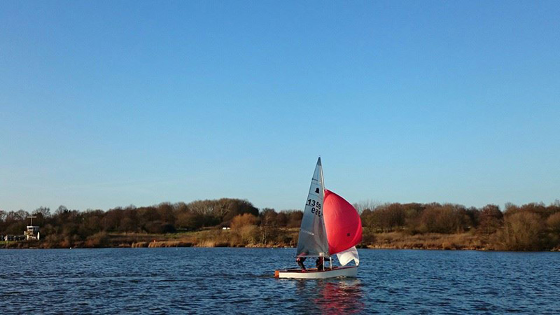 Sailing Dinghy UK Beginner Course London Welsh Harp Sailing Club