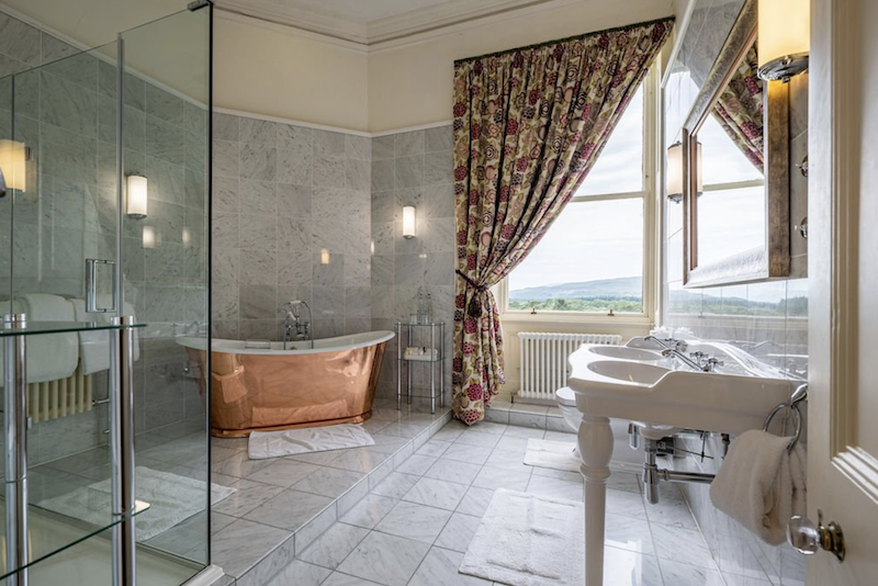 Inverlochy-castle-hotel-scotland-interior