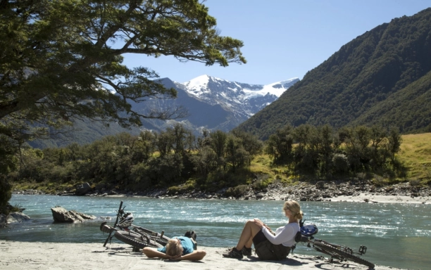 cycling new zealand credit istock