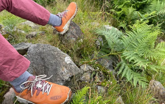 keen zionic hiking shoes 4