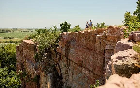 Minnesota USA luverne bluemoundsstatepark hiking 07 paulvincent