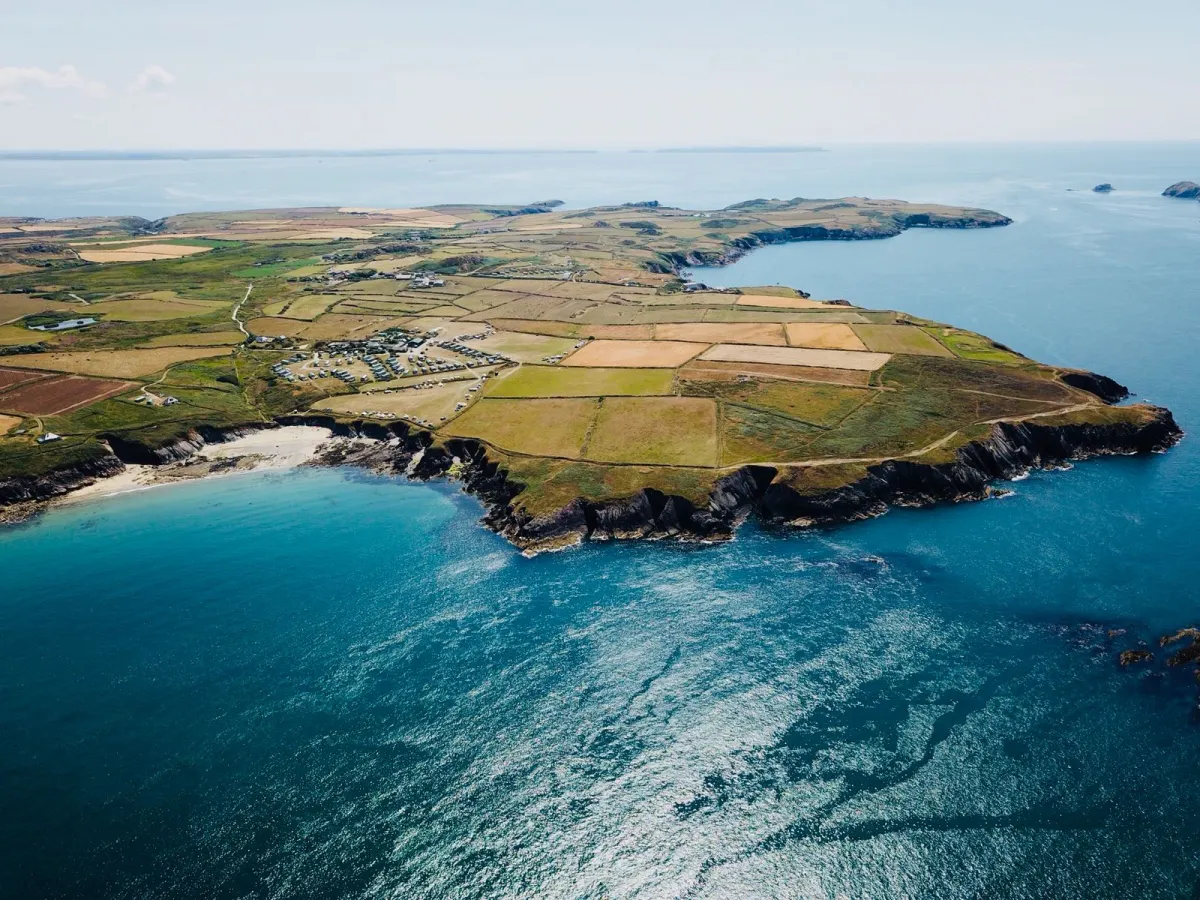 Pencarnan-farm-campsite-wales